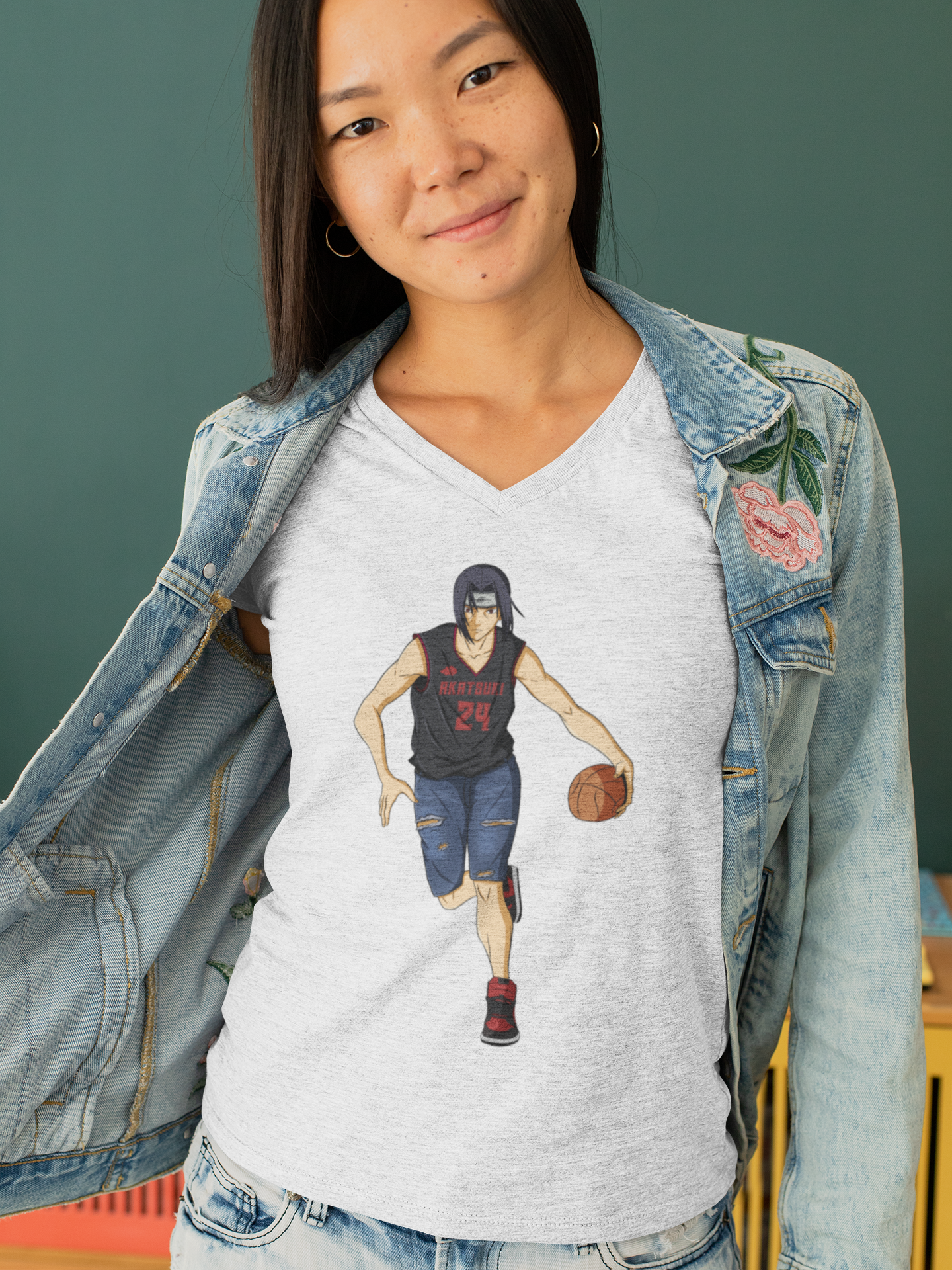 T-Shirt Naruto Femme Col V